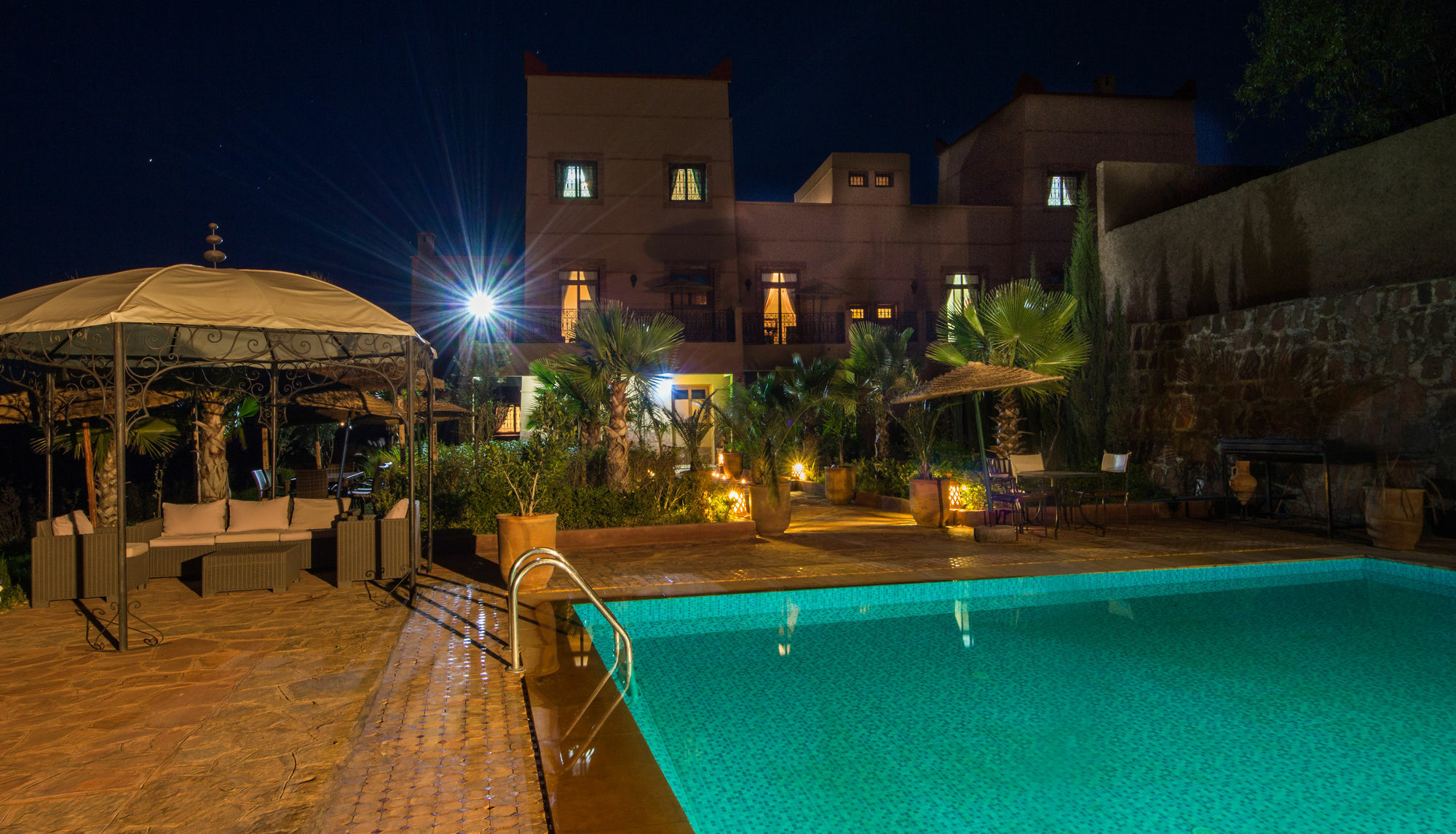 Kasbah Ait Oumghar Hotel Demnat Luaran gambar